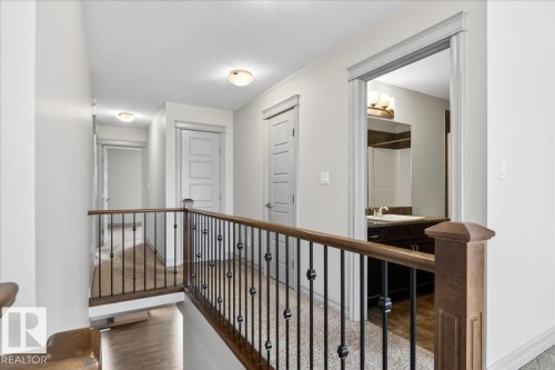 5912 19 Avenue, Edmonton, AB - Indoor Photo Showing Other Room