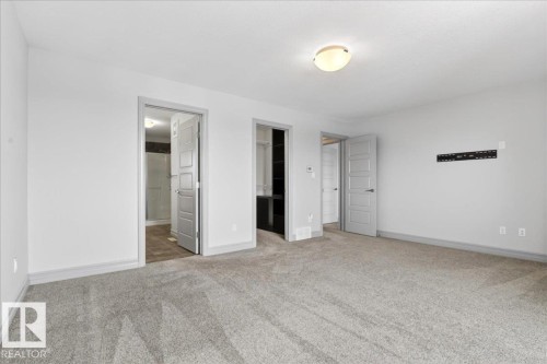 5912 19 Avenue, Edmonton, AB - Indoor Photo Showing Other Room