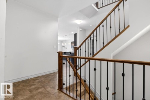 5912 19 Avenue, Edmonton, AB - Indoor Photo Showing Other Room