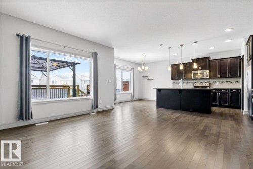 5912 19 Avenue, Edmonton, AB - Indoor Photo Showing Other Room