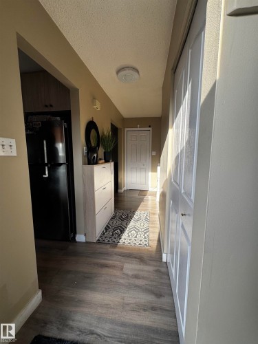 11452 152B Avenue, Edmonton, AB - Indoor Photo Showing Other Room