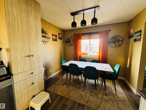 11452 152B Avenue, Edmonton, AB - Indoor Photo Showing Dining Room