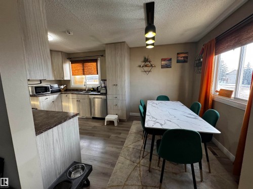 11452 152B Avenue, Edmonton, AB - Indoor