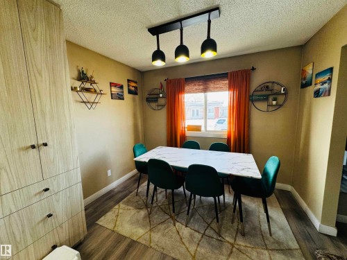11452 152B Avenue, Edmonton, AB - Indoor Photo Showing Dining Room