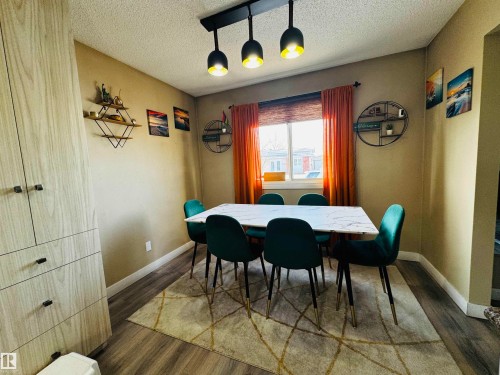11452 152B Avenue, Edmonton, AB - Indoor Photo Showing Dining Room
