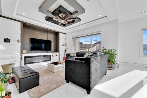 1704 19 Street, Edmonton, AB - Indoor Photo Showing Living Room With Fireplace