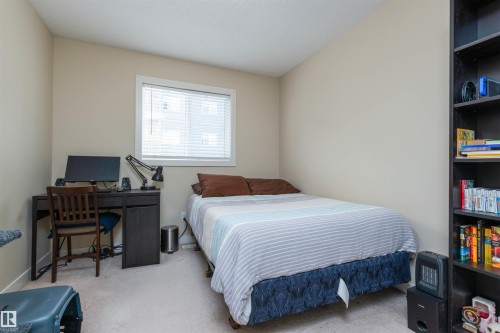 29 12004 22 Avenue Sw, Edmonton, AB - Indoor Photo Showing Bedroom