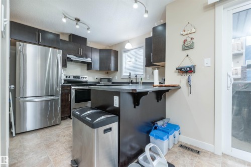 29 12004 22 Avenue Sw, Edmonton, AB - Indoor Photo Showing Kitchen With Stainless Steel Kitchen