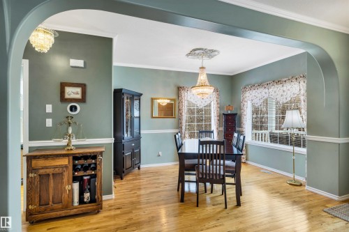 11 Madison Avenue, St. Albert, AB - Indoor Photo Showing Dining Room