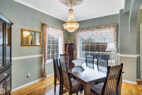 11 Madison Avenue, St. Albert, AB - Indoor Photo Showing Dining Room