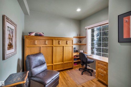 11 Madison Avenue, St. Albert, AB - Indoor Photo Showing Office