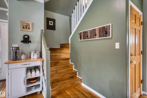11 Madison Avenue, St. Albert, AB - Indoor Photo Showing Other Room