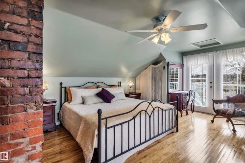 11 Madison Avenue, St. Albert, AB - Indoor Photo Showing Bedroom