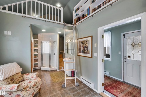 11 Madison Avenue, St. Albert, AB - Indoor Photo Showing Other Room