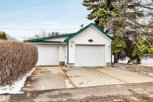 11 Madison Avenue, St. Albert, AB - Outdoor