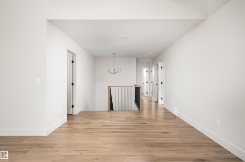 8 Darby Crescent, Spruce Grove, AB - Indoor Photo Showing Other Room