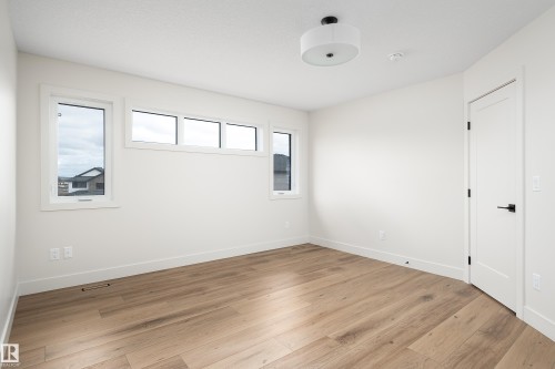 8 Darby Crescent, Spruce Grove, AB - Indoor Photo Showing Other Room