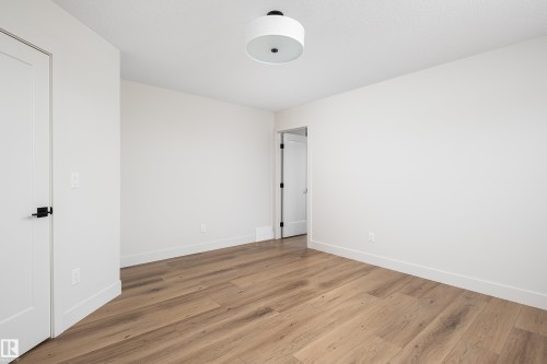 8 Darby Crescent, Spruce Grove, AB - Indoor Photo Showing Other Room