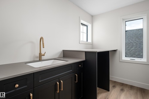 8 Darby Crescent, Spruce Grove, AB - Indoor