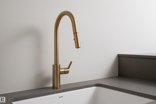 8 Darby Crescent, Spruce Grove, AB - Indoor Photo Showing Bathroom