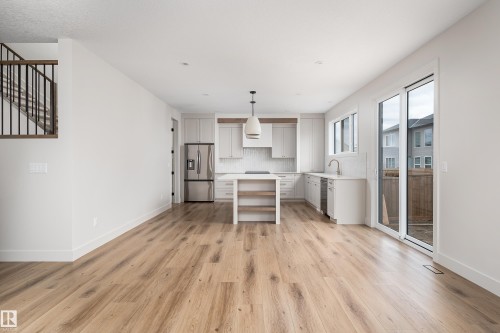 8 Darby Crescent, Spruce Grove, AB - Indoor