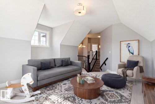 2665 Watcher Way, Edmonton, AB - Indoor Photo Showing Living Room