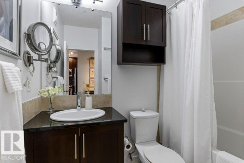 322 2584 Anderson Way, Edmonton, AB - Indoor Photo Showing Bathroom