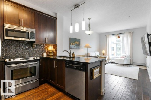 322 2584 Anderson Way, Edmonton, AB - Indoor Photo Showing Kitchen With Upgraded Kitchen