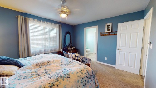 4465 38 St, Drayton Valley, AB - Indoor Photo Showing Bedroom