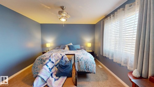 4465 38 St, Drayton Valley, AB - Indoor Photo Showing Bedroom