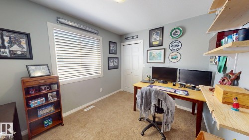 4465 38 St, Drayton Valley, AB - Indoor Photo Showing Office