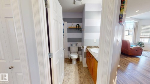 4465 38 St, Drayton Valley, AB - Indoor Photo Showing Bathroom