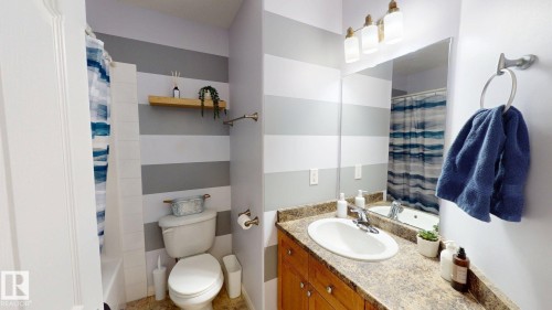 4465 38 St, Drayton Valley, AB - Indoor Photo Showing Bathroom