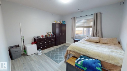 4465 38 St, Drayton Valley, AB - Indoor Photo Showing Bedroom