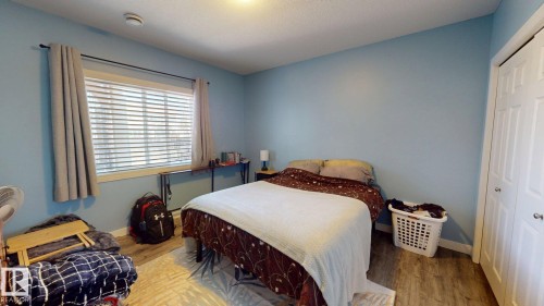 4465 38 St, Drayton Valley, AB - Indoor Photo Showing Bedroom