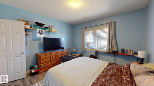 4465 38 St, Drayton Valley, AB - Indoor Photo Showing Bedroom