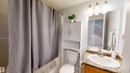 4465 38 St, Drayton Valley, AB - Indoor Photo Showing Bathroom