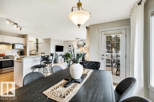 23 211 Blackburn Drive E, Edmonton, AB - Indoor