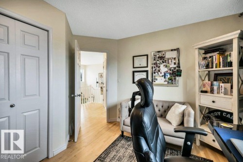 23 211 Blackburn Drive E, Edmonton, AB - Indoor