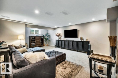 23 211 Blackburn Drive E, Edmonton, AB - Indoor