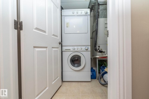209 13111 140 Avenue, Edmonton, AB - Indoor Photo Showing Laundry Room