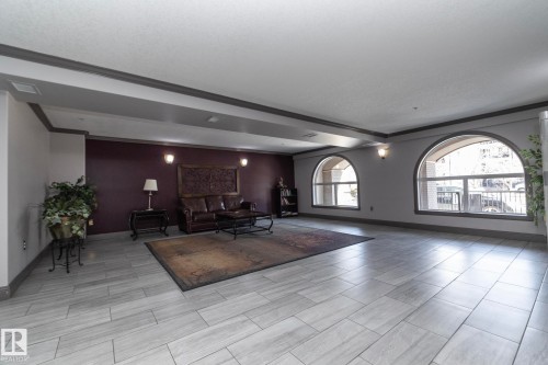 209 13111 140 Avenue, Edmonton, AB - Indoor Photo Showing Other Room