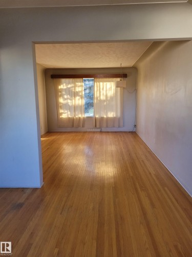 14416 110A Avenue, Edmonton, AB - Indoor Photo Showing Other Room