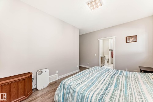 7719 Getty Wynd, Edmonton, AB - Indoor Photo Showing Bedroom