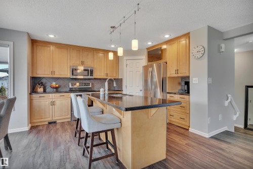 110 Windrose Drive, Leduc, AB - Indoor Photo Showing Kitchen