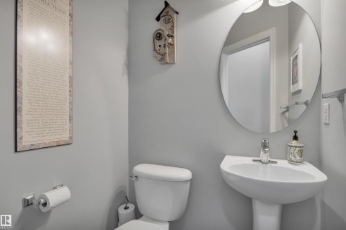 110 Windrose Drive, Leduc, AB - Indoor Photo Showing Bathroom