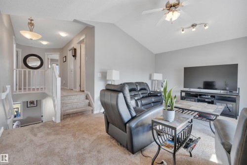 110 Windrose Drive, Leduc, AB - Indoor Photo Showing Living Room