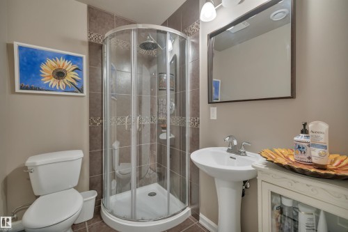 110 Windrose Drive, Leduc, AB - Indoor Photo Showing Bathroom