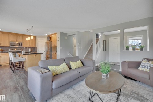 110 Windrose Drive, Leduc, AB - Indoor Photo Showing Living Room