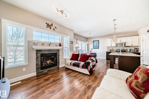 16520 136 Street, Edmonton, AB - Indoor Photo Showing Living Room With Fireplace